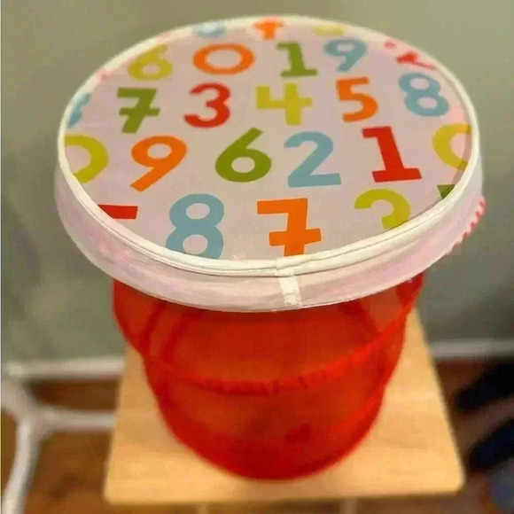 Collapsible IKEA children’s laundry basket - Red - Picture 5 of 6